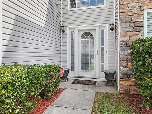 3rd image of 4172 Alveston Dr