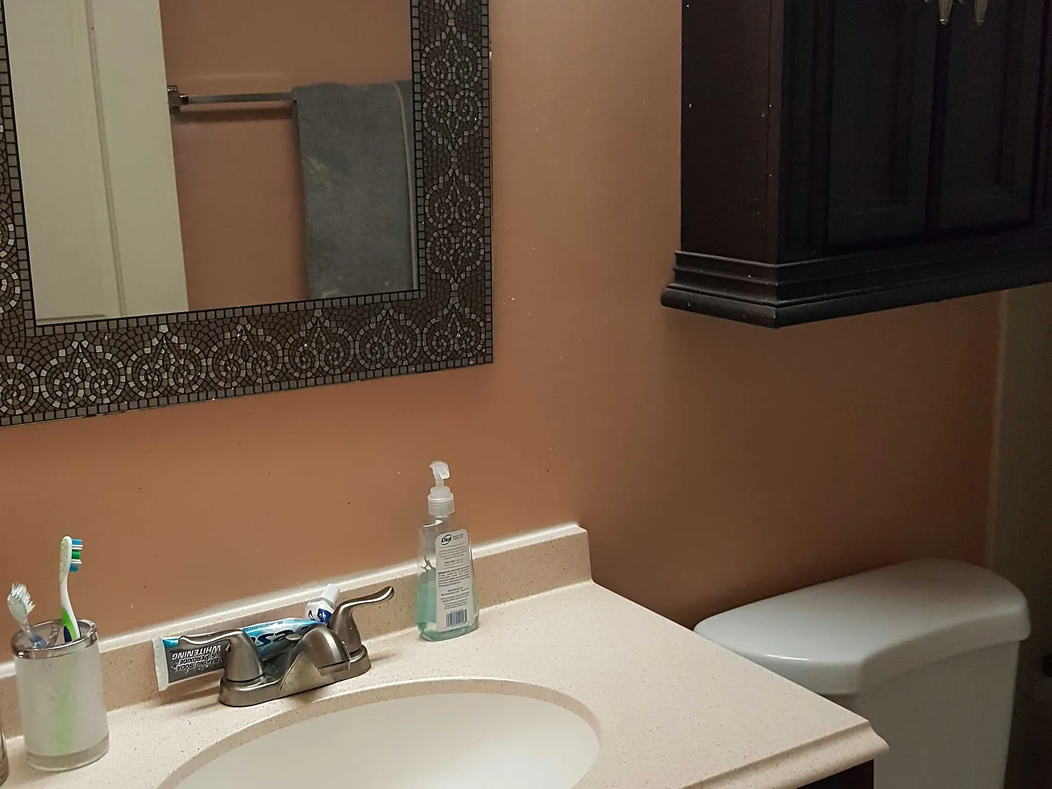3 bed, 2700 sqft, $2,200 — Photo 4