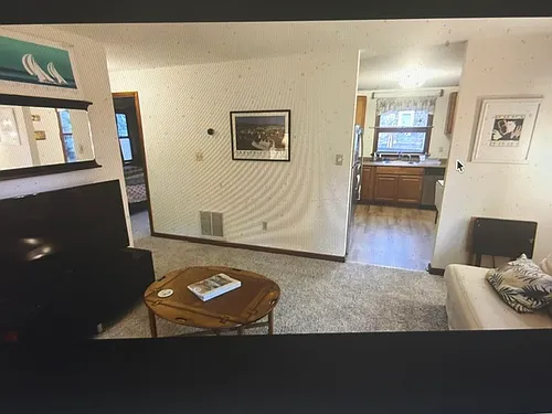 702 Melrose St Photo 1