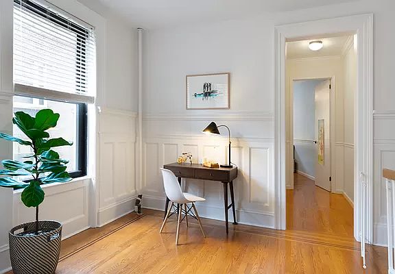 2nd image of 310 W 99th St #501/601