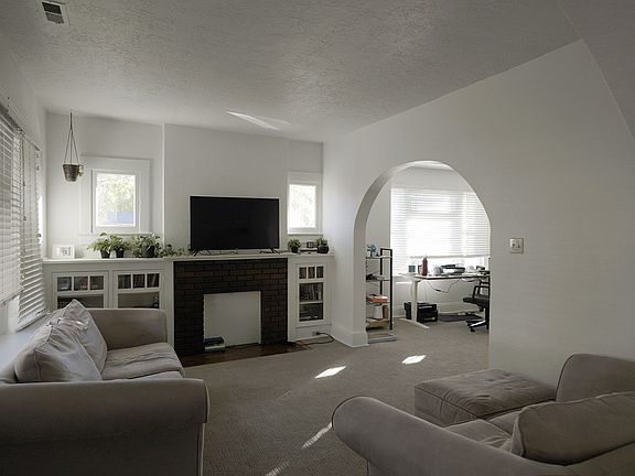 4th image of 577 N West Capitol St #A