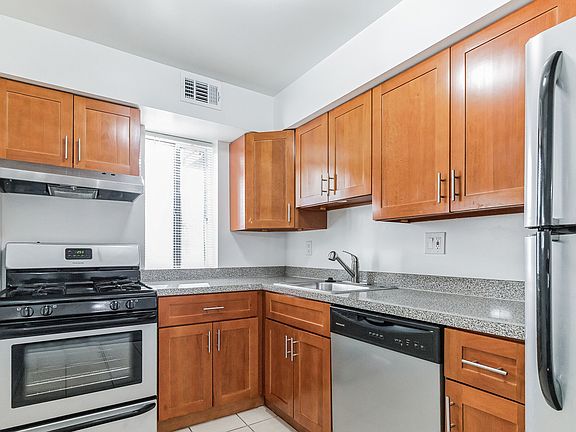 Step into the inviting kitchens at Barkley Village Apartments, featuring modern appliances, sleek granite countertops, and ample cabinet space. Perfect for culinary enthusiasts, these homes are designed for comfort and convenience. Schedule your tour toda