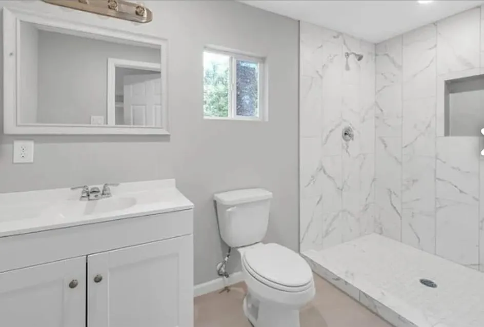 3 bed, 984 sqft, $1,300 — Photo 3