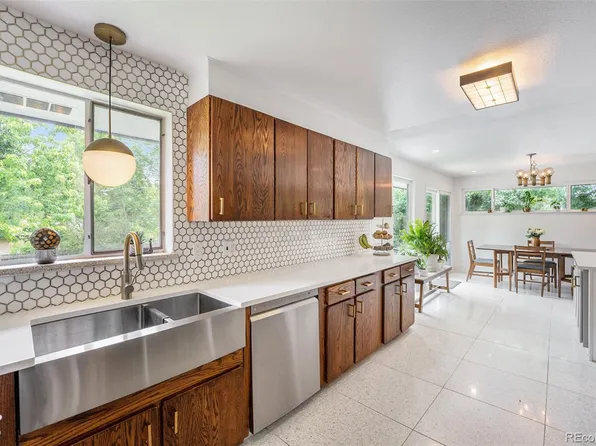 3158 E Maplewood Avenue, Centennial, CO 80121