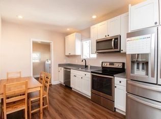 7 Abbotsford St, Dorchester, MA 02121