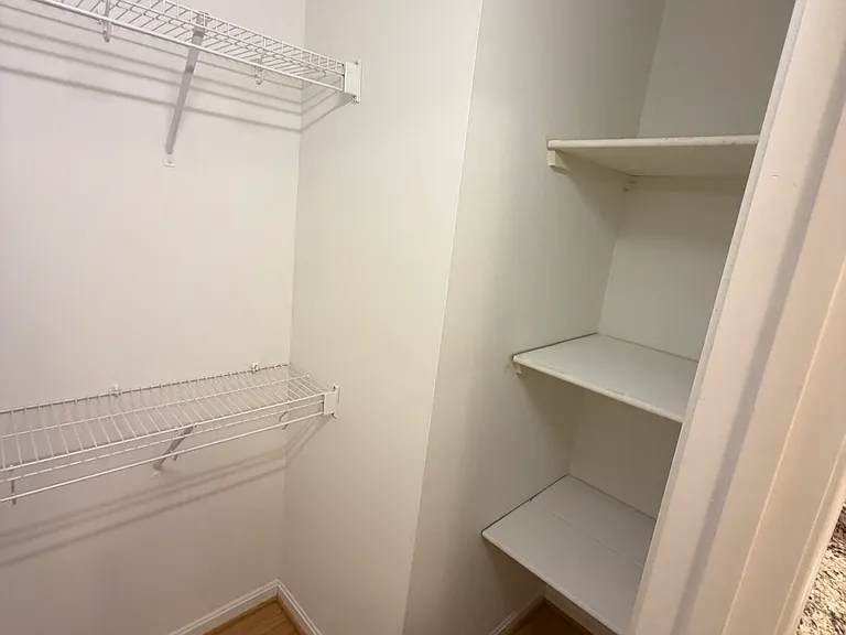 220 Gross Ave — Photo 63