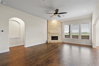 2nd image of 432 Clear Springs Holw