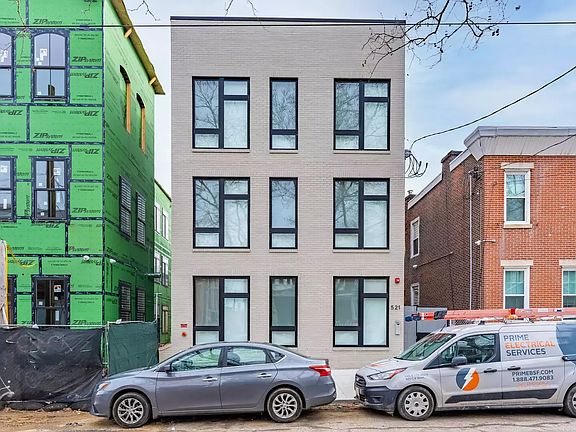 2nd image of 521 N 41st St #3