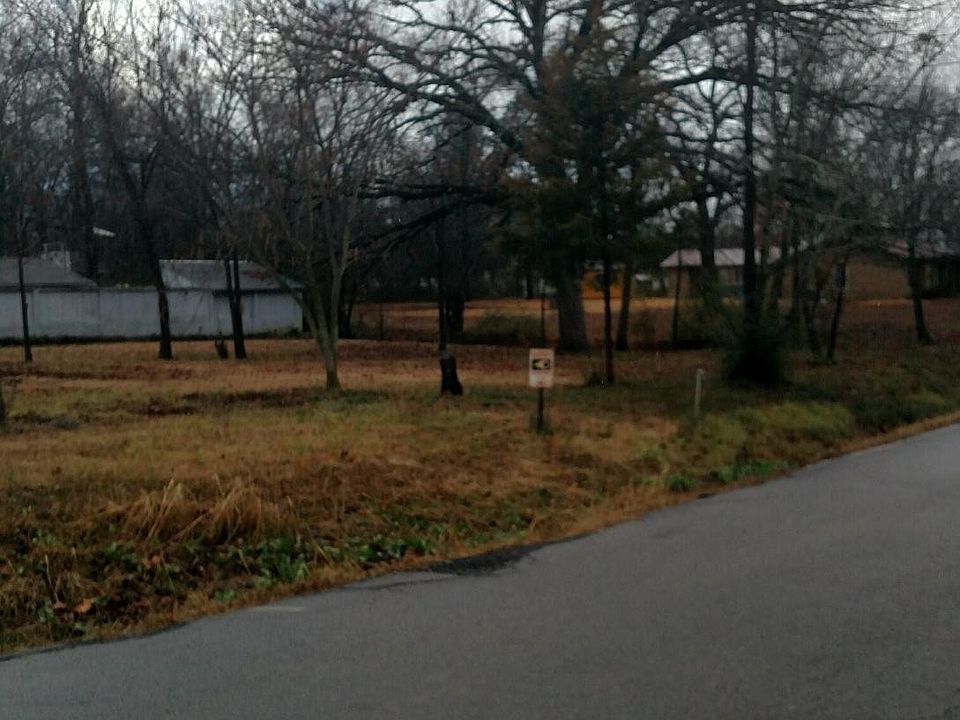 2nd image of 228 Elm St