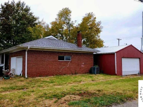 101 W 3rd, Appleton City, MO 64724