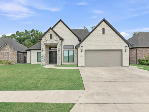 533 Harbor Ln, Port Neches, TX 77651