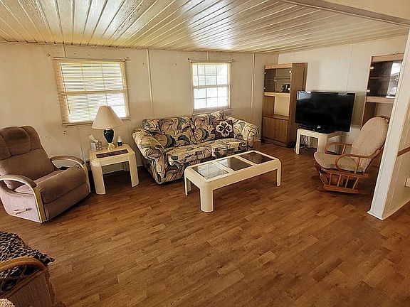 2nd image of 4924 Mahalo Dr
