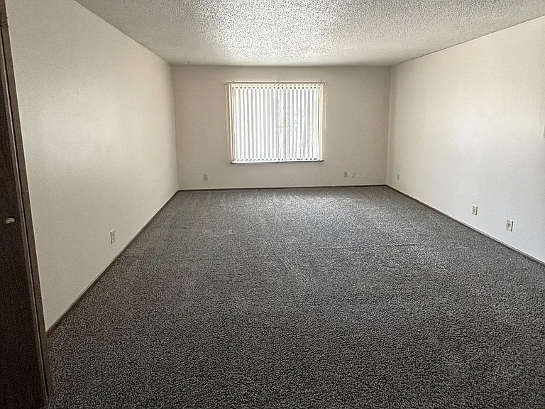 3729 W 9th Street — Photo 11
