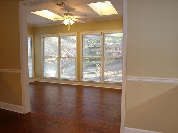 4th image of 2678 Arbor Glen Pl