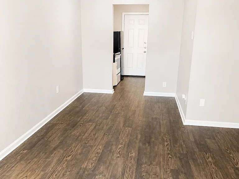 819 Bluebird Dr #821 — Photo 9