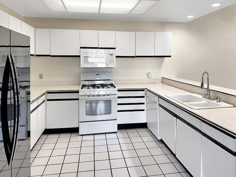 1st image of 2601 S Broadmoor Dr APT 66