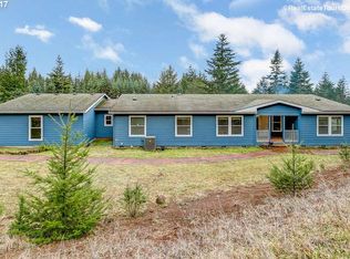 12190 SE Laughing Water Rd, Sandy, OR 97055
