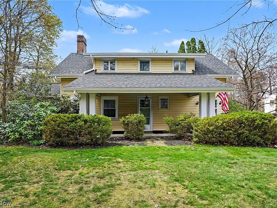 1st image of 3376 Darrow Rd