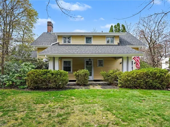 3376 Darrow Rd, Stow, OH 44224