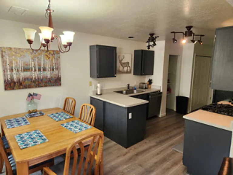 2571 S Eureka Ln — Photo 11