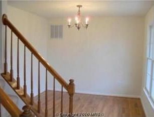 5th image of 4407 Caven Ct N