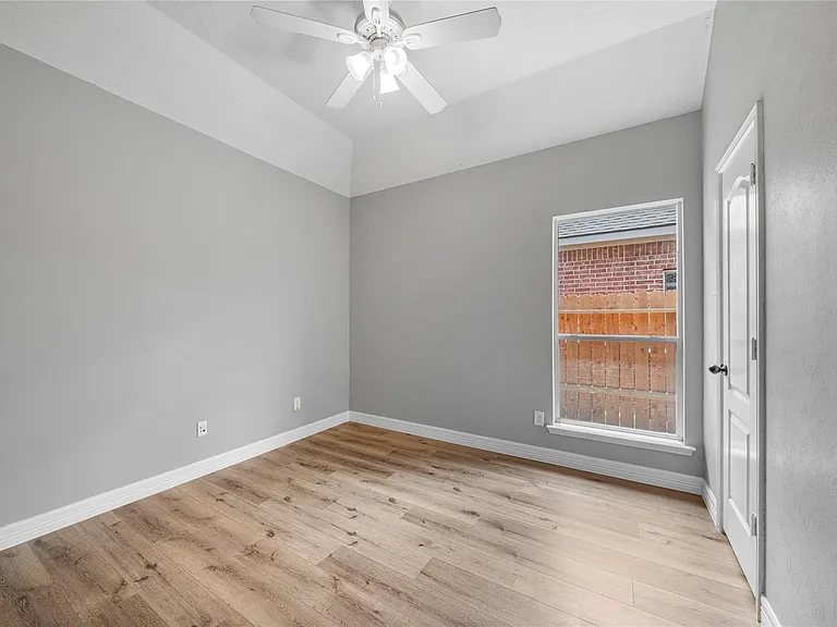 24910 Crystal Stone Ln — Photo 24