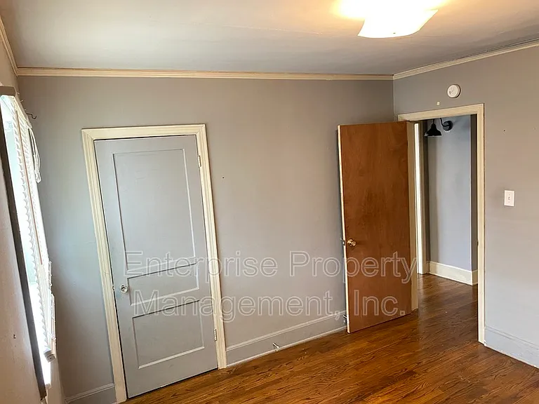 605 Houston St — Photo 19