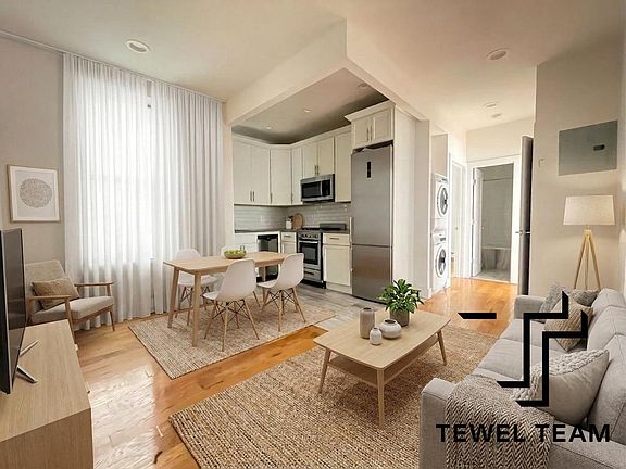 2nd image of 508 Manhattan Ave #2CC