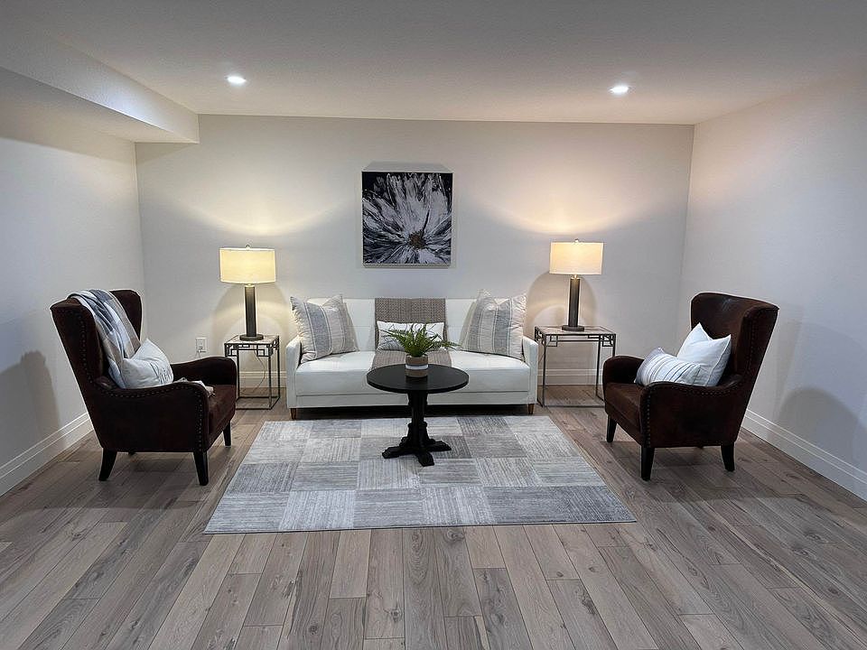 1st image of 601 Sweetbay Cres Room 5