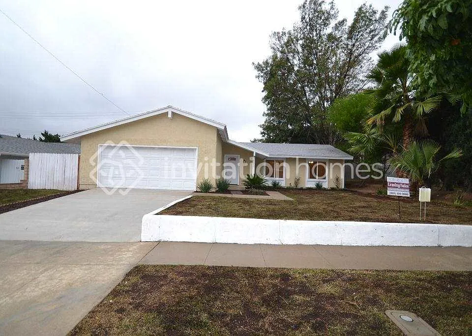 2373 Shreve Ave