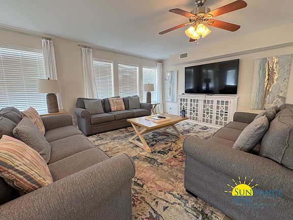 3rd image of 342 Bonita Ave #D