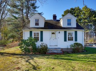 11 Winter St, Fayville, MA 01745