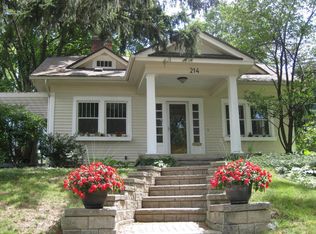 214 Kensington Rd, East Lansing, MI 48823