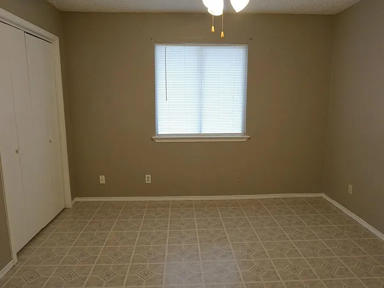 6320 Waddesdon Wood — Photo 16