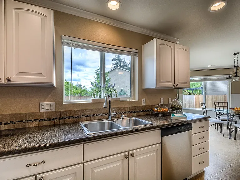 3632 152nd St SE — Photo 2