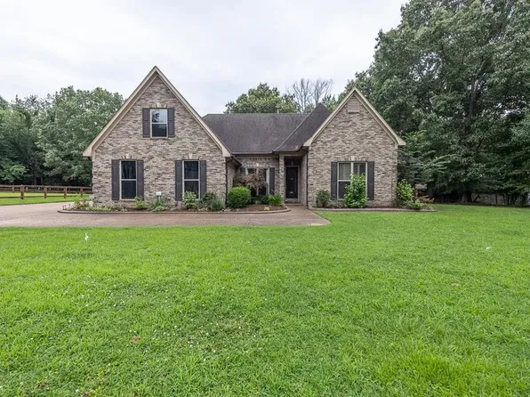 8281 Bon Lin Dr, Bartlett, TN 38133