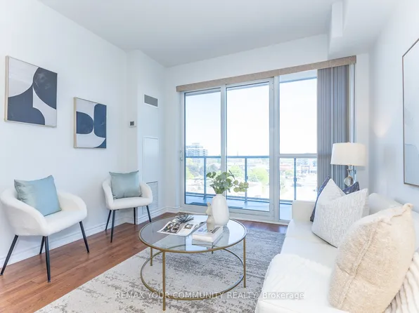 15 James Finlay Way #706, Toronto, ON M3M 0B3