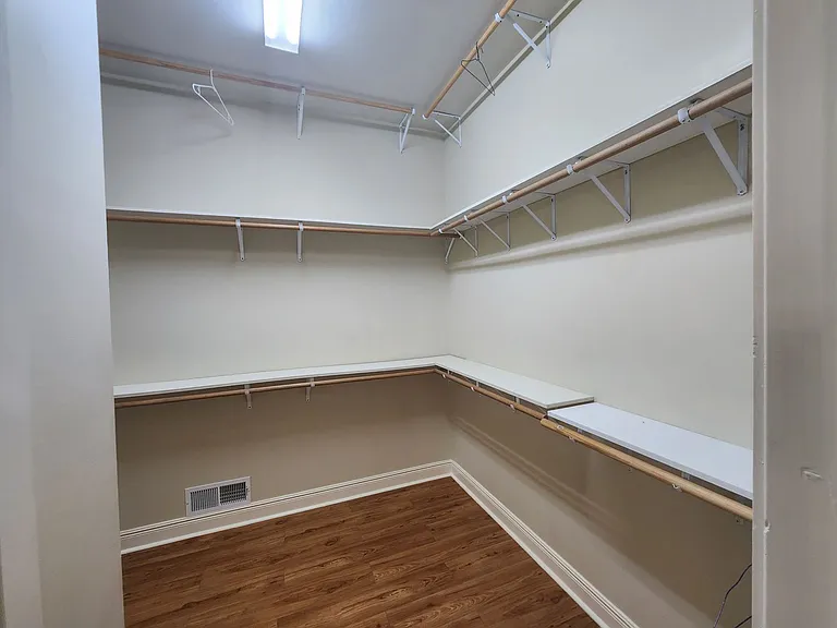 5989 Stonegate Dr — Photo 16