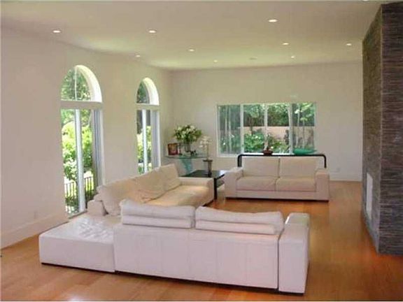 La Gorce CC Golf Course Residence