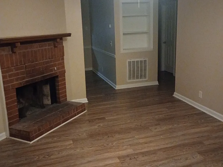 831 Charlie Pl — Photo 6