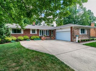 1881 Bremerton Rd, Lyndhurst, OH 44124