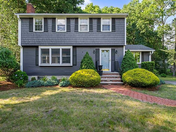 2nd image of 8 Joanne Dr