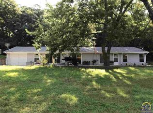 16955 T Rd, Mayetta, KS 66509