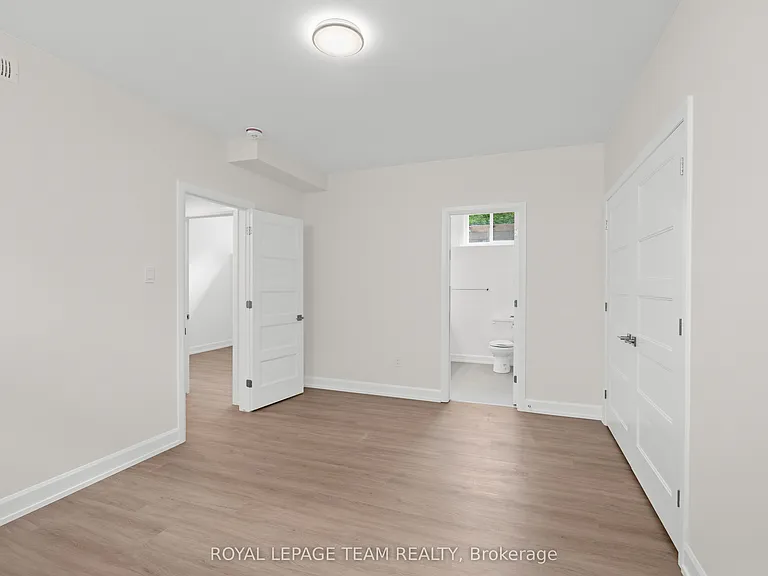 6954 Notre Dame St #C — Photo 18