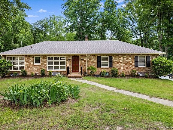 2nd image of 4165 Dorset Ct