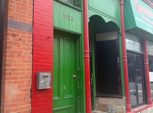 1123 W Grand Ave APT 3R, Chicago, IL 60642