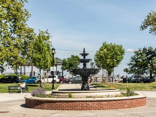 134 New York Avenue image 26 of 31