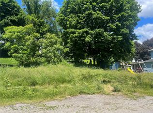 137 N Otter St, Mercer, PA 16137