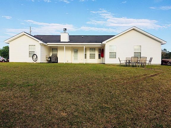 3rd image of 15943 Northwind Cir