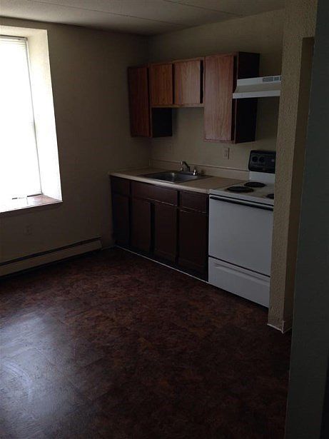 2nd image of 358 E Marshall St